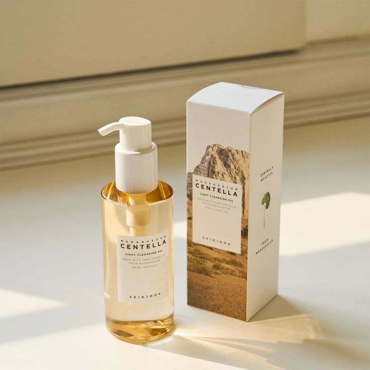 SKIN 1004 - ACEITE LIMPIADOR MADAGASCAR CENTELLA LIGHT CLEANSING OIL